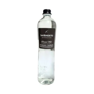 Antica Fonte apă minerală naturală carbogazoasă 650ml la sticlă de sticlă, de la San Benedetto, Italia