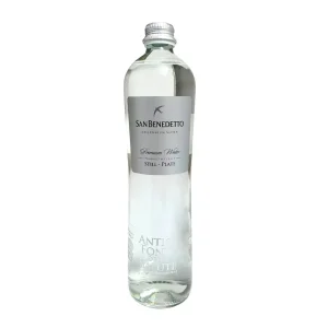 Antica Fonte apă minerală naturală plată 650ml la sticlă de sticlă, de la San Benedetto, Italia